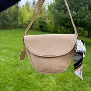 Vintage Coach Paris Crossbody Bag in Bone with Hangtag & Paperwork